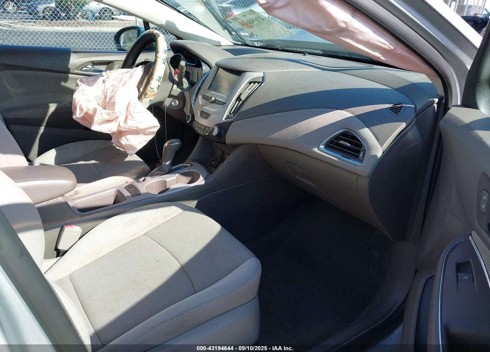 2017 CHEVROLET CRUZE VIN: 1G1BC5SM0H7177298