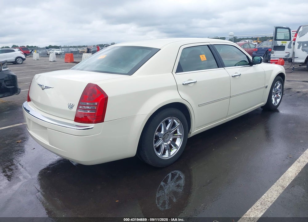2006 CHRYSLER 300 VIN: 2C3KA63H06H441811