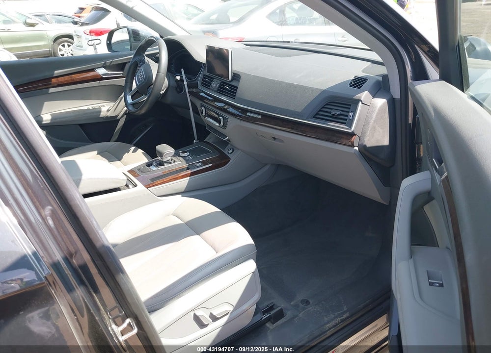 2020 AUDI Q5 VIN: WA1E2AFY0L2087405