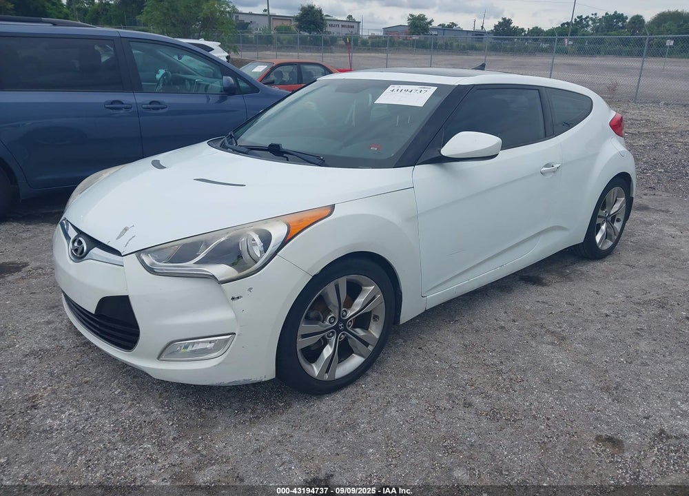 2013 HYUNDAI VELOSTER VIN: KMHTC6AD7DU122115