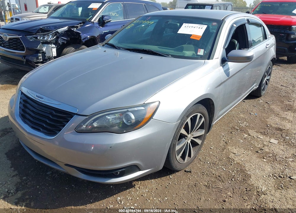 2014 CHRYSLER 200 VIN: 1C3CCBCG6EN130873