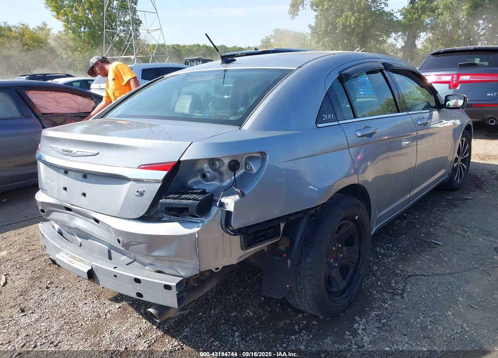 2014 CHRYSLER 200 VIN: 1C3CCBCG6EN130873