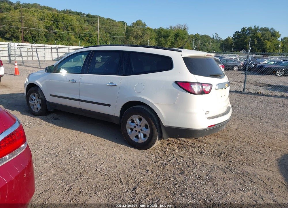 2013 CHEVROLET TRAVERSE LS VIN: 1GNKVFED5DJ177157