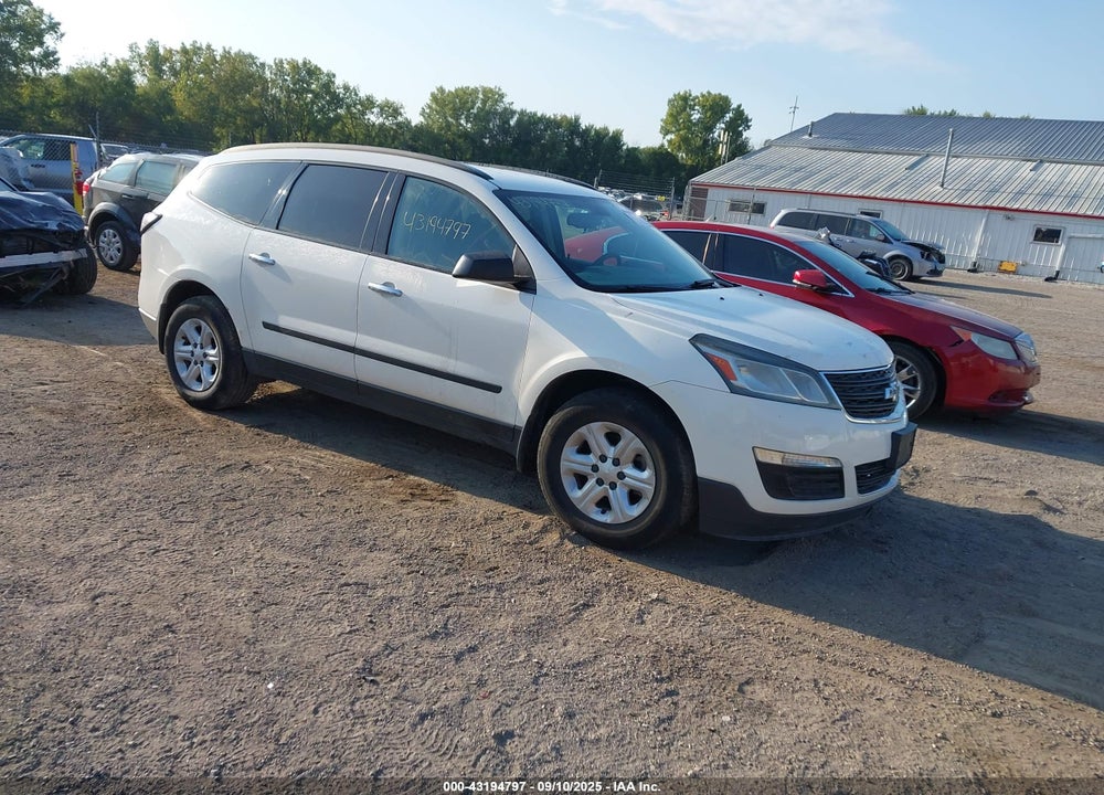 2013 CHEVROLET TRAVERSE LS VIN: 1GNKVFED5DJ177157