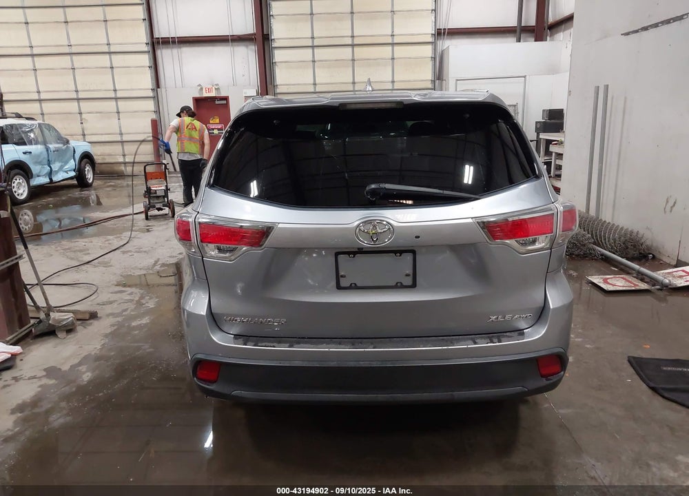2015 TOYOTA HIGHLANDER VIN: 5TDJKRFH0FS158814