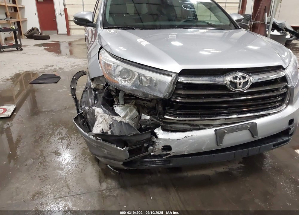 2015 TOYOTA HIGHLANDER VIN: 5TDJKRFH0FS158814
