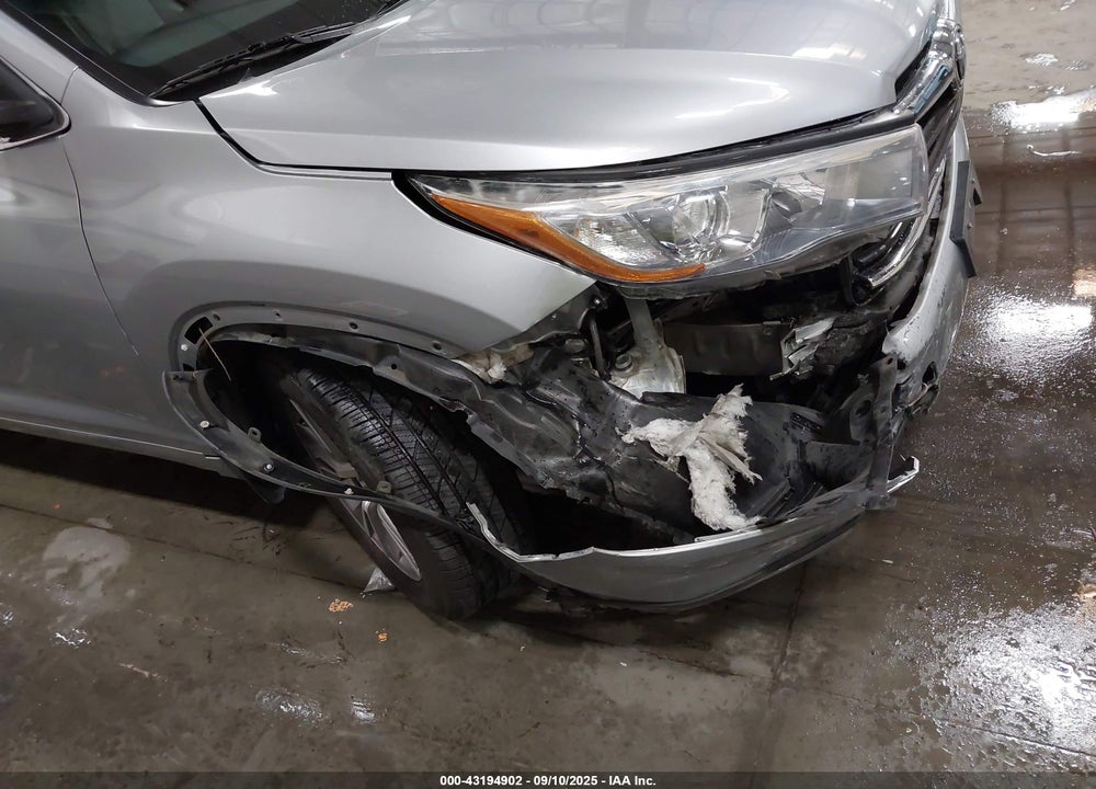 2015 TOYOTA HIGHLANDER VIN: 5TDJKRFH0FS158814
