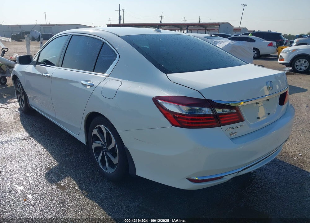 2017 HONDA ACCORD VIN: 1HGCR2F72HA087183