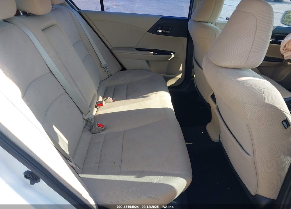 2017 HONDA ACCORD VIN: 1HGCR2F72HA087183