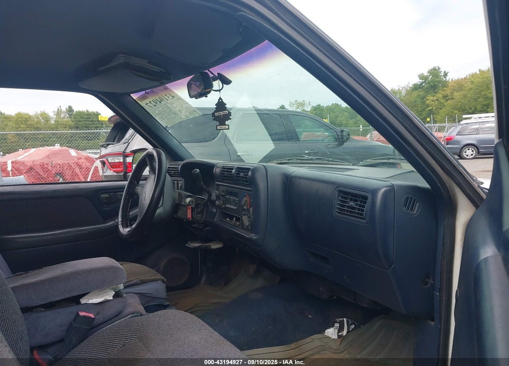 1997 CHEVROLET S-10 LS FLEETSIDE/LS SPORTSIDE VIN: 1GCCS1943VK148948