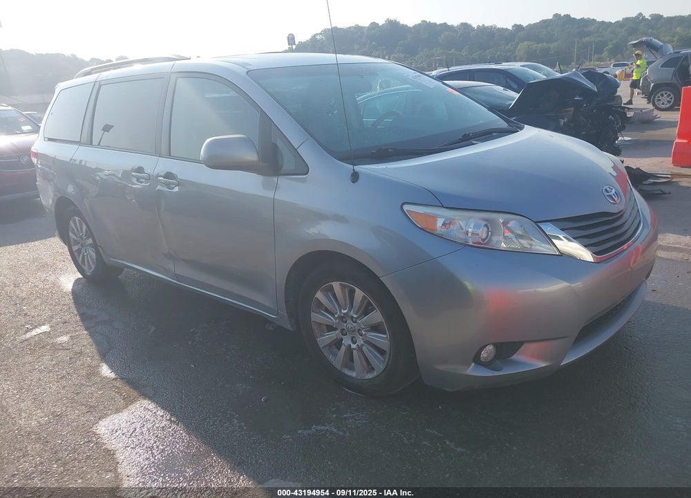 2011 TOYOTA SIENNA XLE VIN: 5TDDK3DC9BS003738