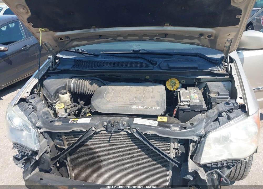2014 CHRYSLER TOWN & COUNTRY VIN: 2C4RC1BG3ER348449