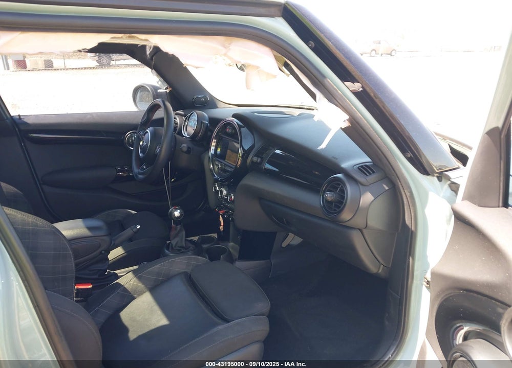 2019 MINI HARDTOP VIN: WMWXU3C59K2B65337