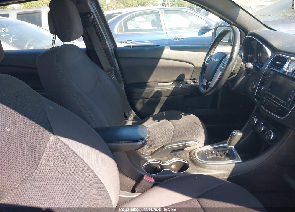 2014 CHRYSLER 200 VIN: 1C3CCBBB6EN112296