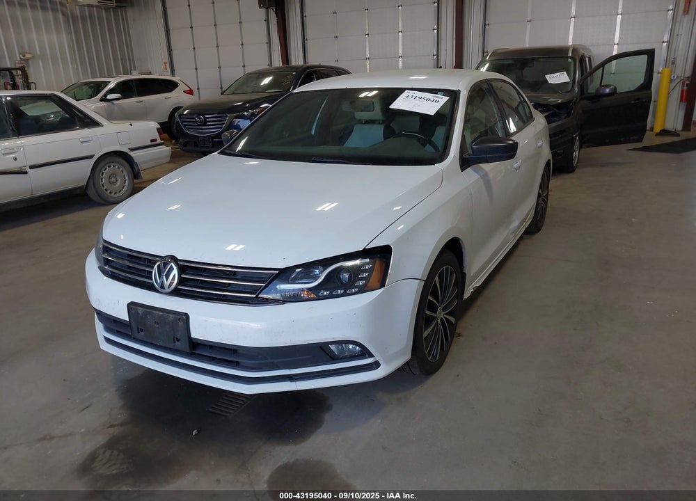 2016 VOLKSWAGEN JETTA 1.8T SPORT VIN: 3VWD17AJ8GM237001
