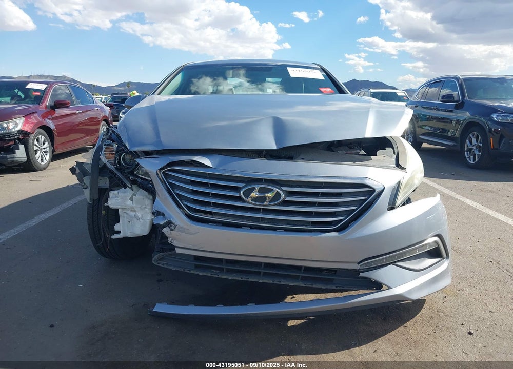 2015 HYUNDAI SONATA VIN: 5NPE24AF5FH189430