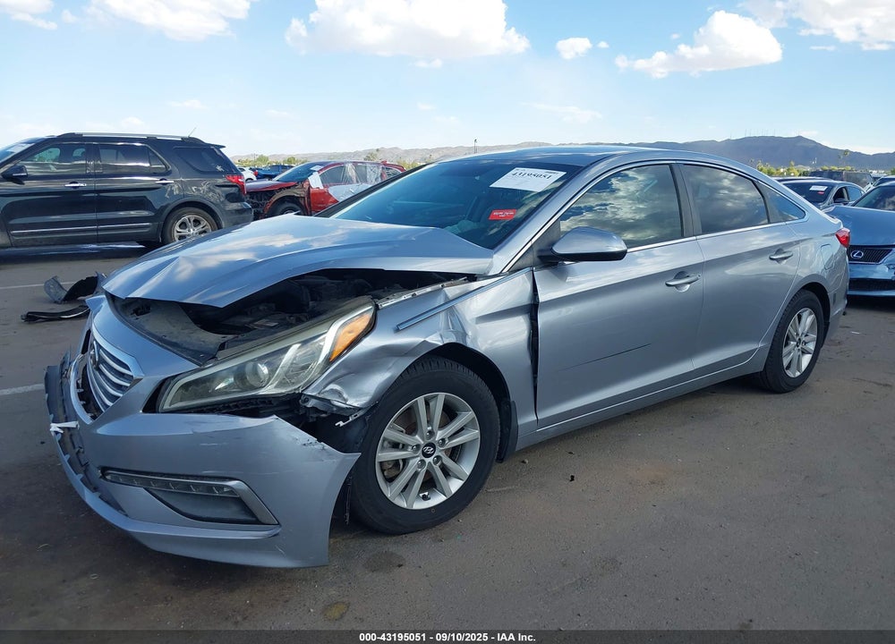 2015 HYUNDAI SONATA VIN: 5NPE24AF5FH189430