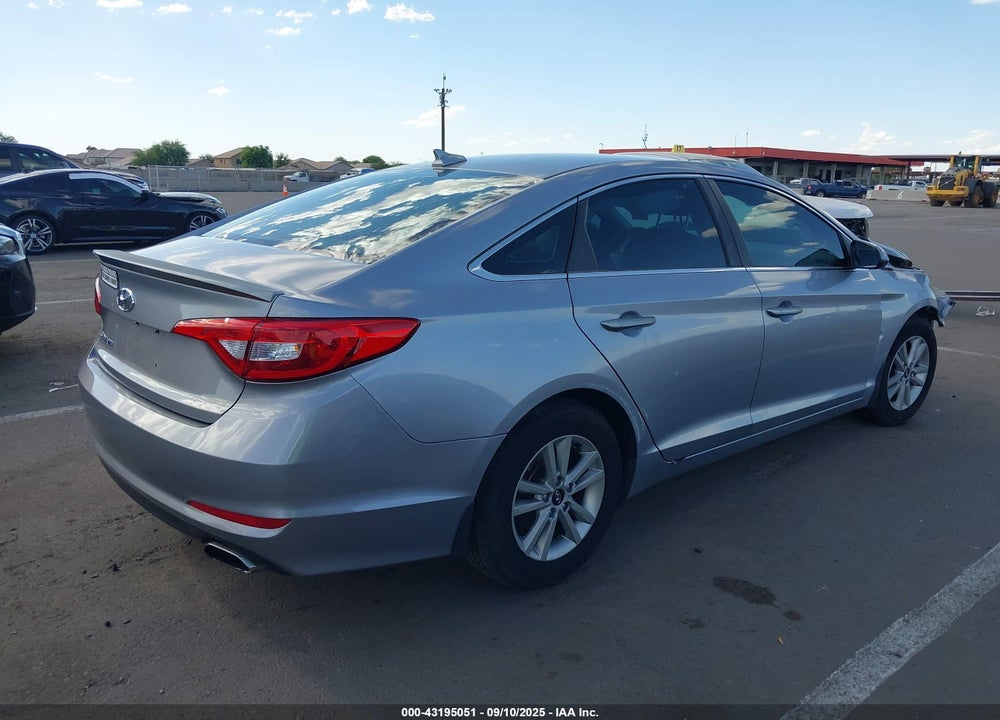 2015 HYUNDAI SONATA VIN: 5NPE24AF5FH189430