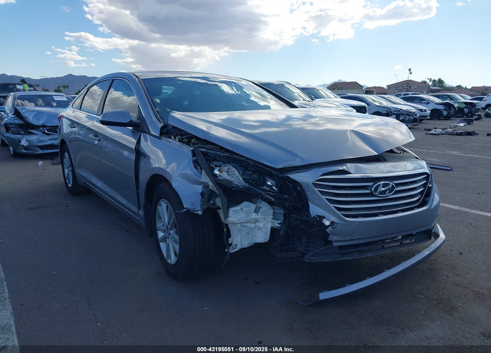 2015 HYUNDAI SONATA VIN: 5NPE24AF5FH189430