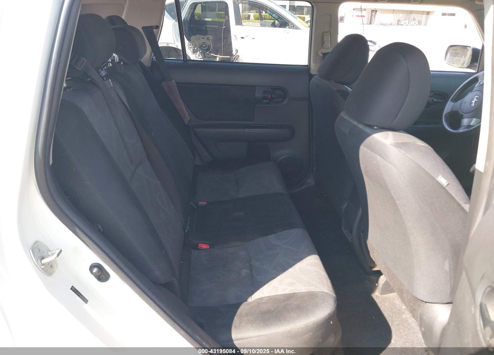 2011 SCION XB VIN: JTLZE4FE6B1128828