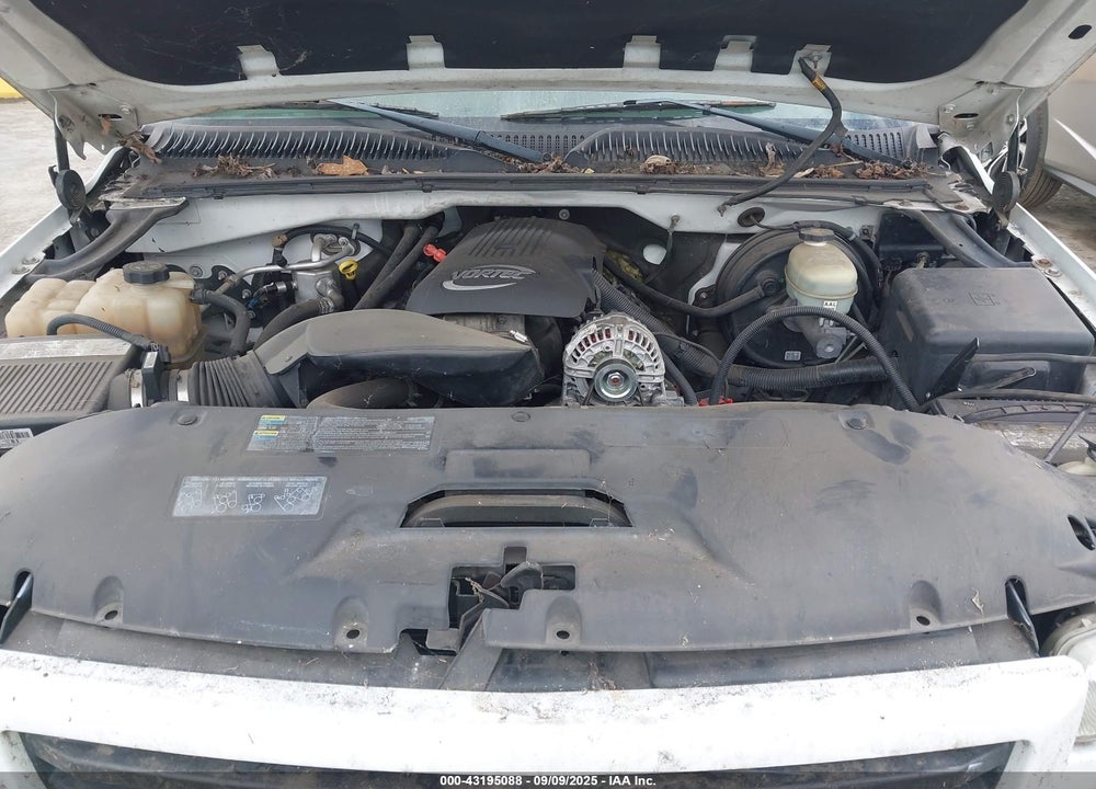 2005 GMC NEW SIERRA C1500 VIN: 1GTEC14V65Z900736