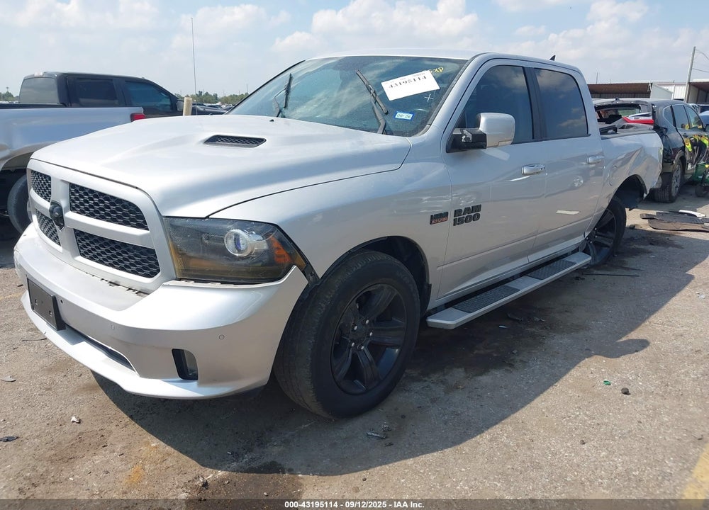 2017 RAM 1500 VIN: 1C6RR7MT3HS795871