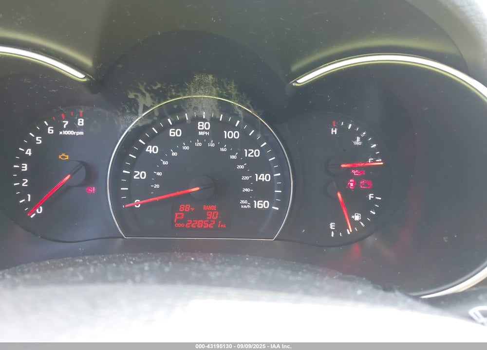 2014 KIA SORENTO LX VIN: 5XYKTCA61EG540463