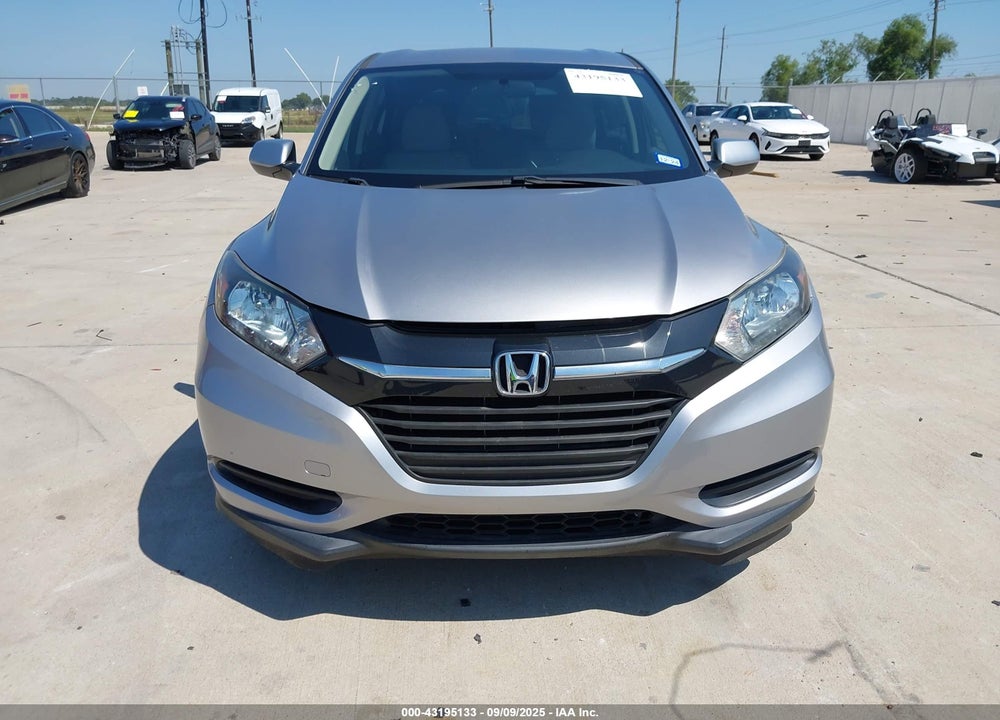 2018 HONDA HR-V LX VIN: 3CZRU5H3XJG703913