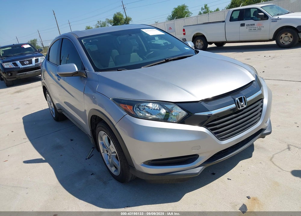 2018 HONDA HR-V LX VIN: 3CZRU5H3XJG703913