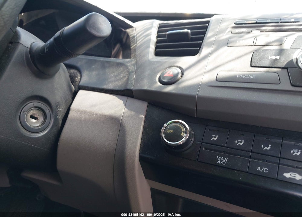2012 HONDA CIVIC VIN: 2HGFG3B8XCH528186