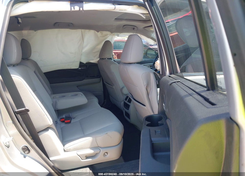 2022 HONDA PILOT VIN: 5FNYF5H2XNB034783