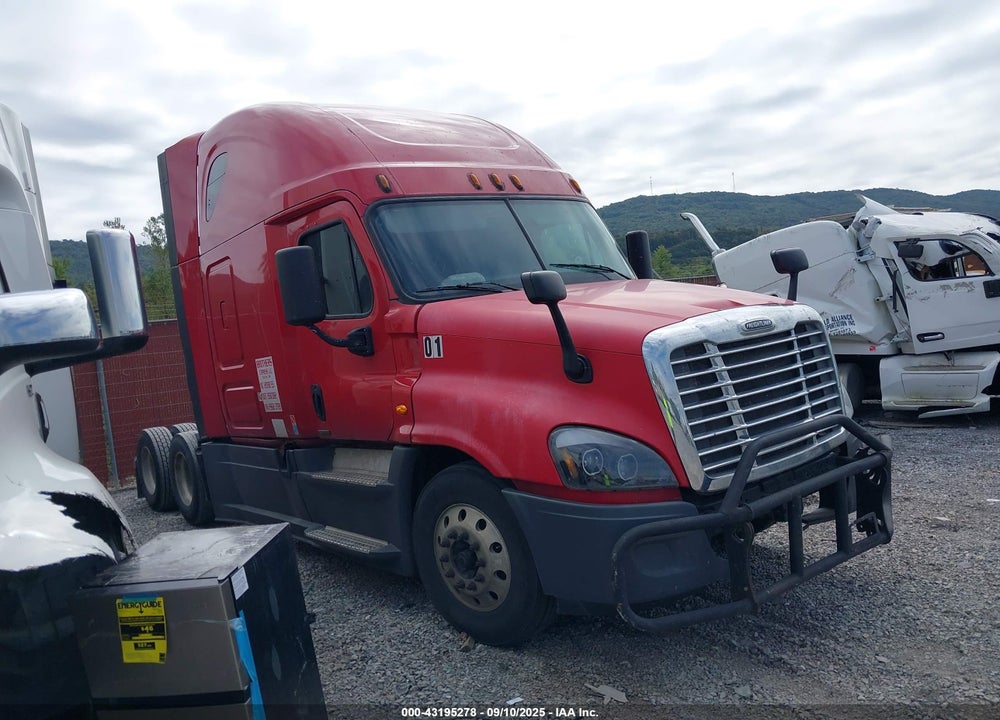 2015 FREIGHTLINER CASCADIA 125 VIN: 3AKJGLD5XFSGB3799