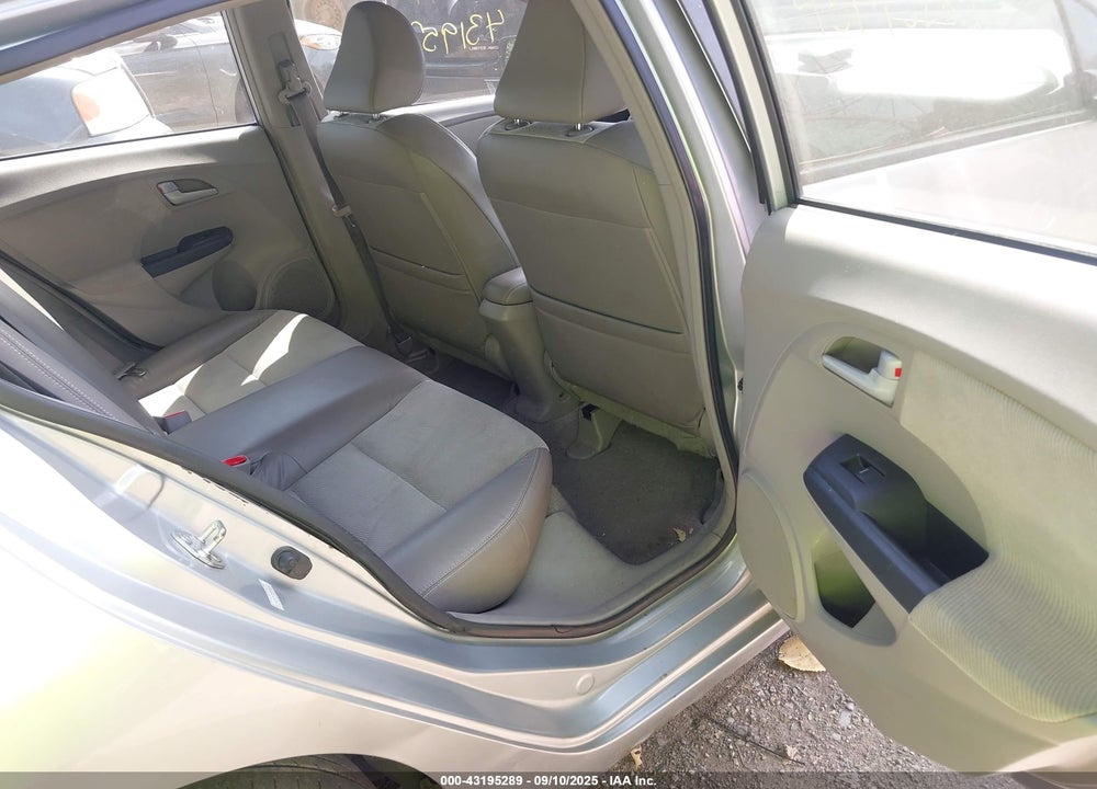 2013 HONDA INSIGHT VIN: JHMZE2H75DS000123