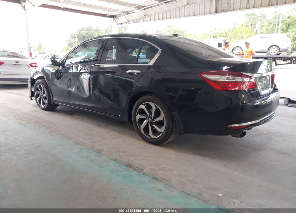 2016 HONDA ACCORD VIN: 1HGCR3F86GA033348