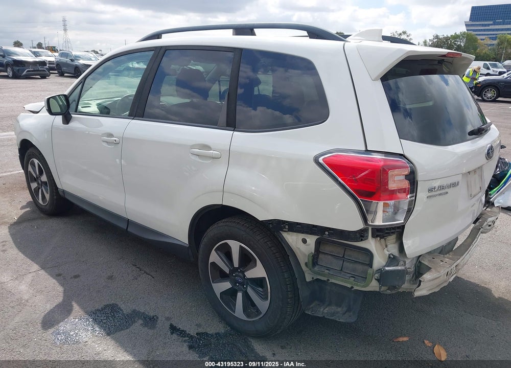 2017 SUBARU FORESTER 2.5I PREMIUM VIN: JF2SJAGCXHH544595