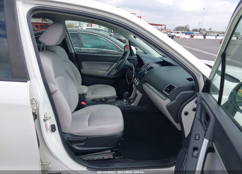 2017 SUBARU FORESTER 2.5I PREMIUM VIN: JF2SJAGCXHH544595