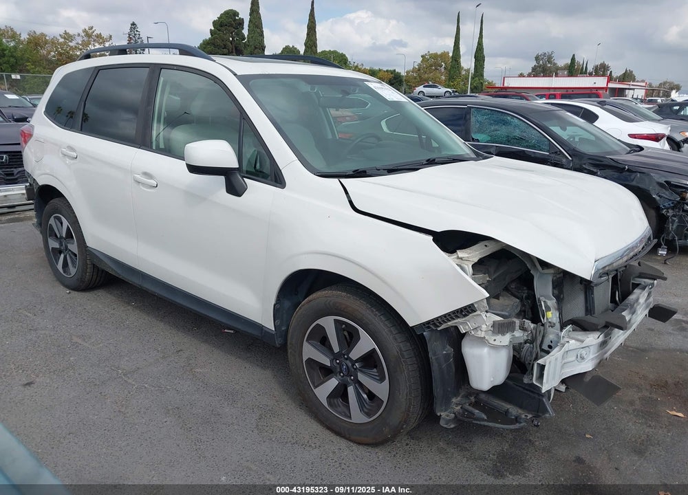 2017 SUBARU FORESTER 2.5I PREMIUM VIN: JF2SJAGCXHH544595