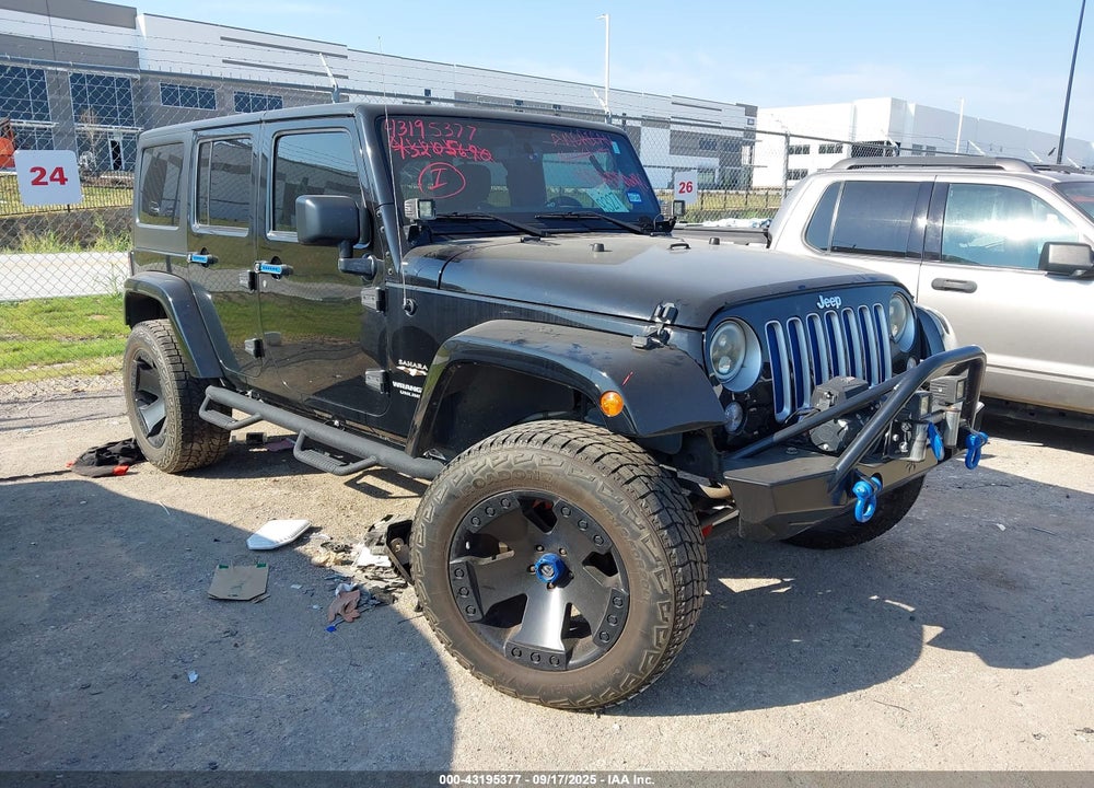 2017 JEEP WRANGLER UNLIMITED SAHARA 4X4 VIN: 1C4BJWEG0HL531837