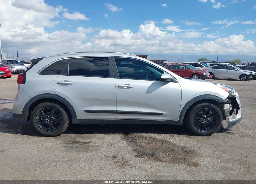2020 KIA NIRO VIN: KNDCB3LC2L5437956