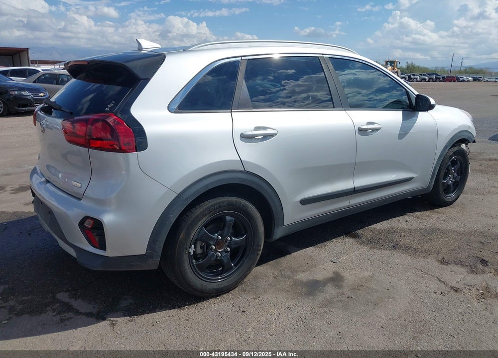 2020 KIA NIRO VIN: KNDCB3LC2L5437956