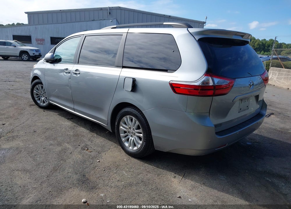 2016 TOYOTA SIENNA XLE 8 PASSENGER VIN: 5TDYK3DC6GS725712