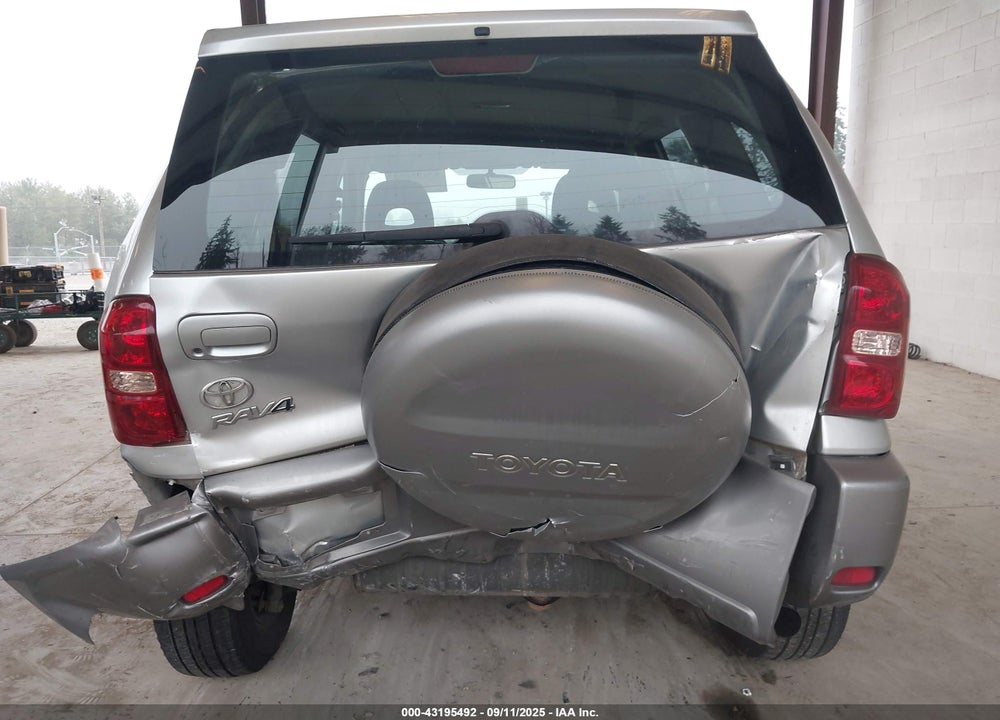 2005 TOYOTA RAV4 VIN: JTEGD20V150063573