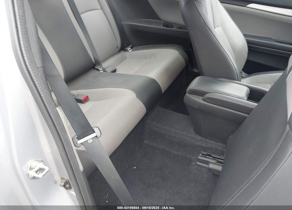 2016 HONDA CIVIC VIN: 2HGFC3B7XGH354015