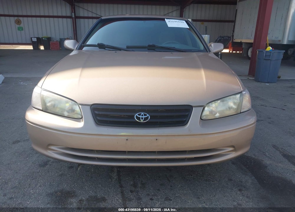 2001 TOYOTA CAMRY LE VIN: 4T1BG22K41U065616
