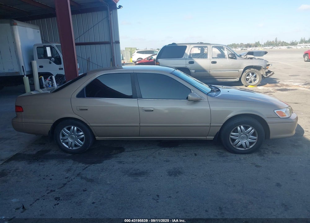 2001 TOYOTA CAMRY LE VIN: 4T1BG22K41U065616