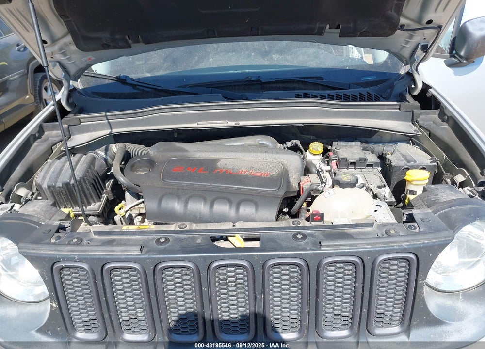 2016 JEEP RENEGADE VIN: ZACCJBCT0GPC75738
