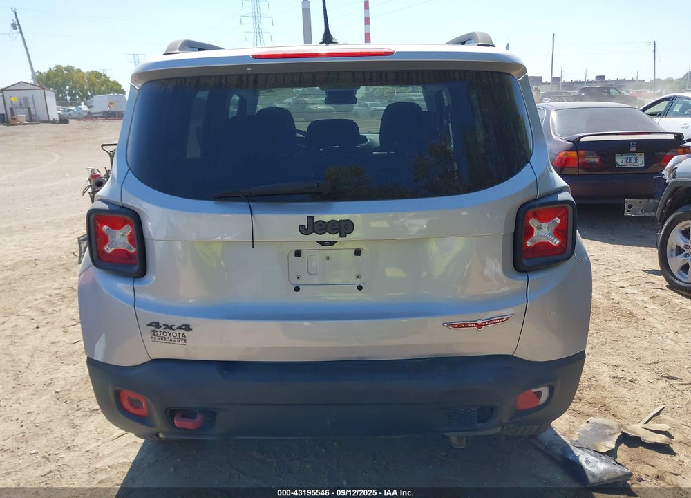 2016 JEEP RENEGADE VIN: ZACCJBCT0GPC75738