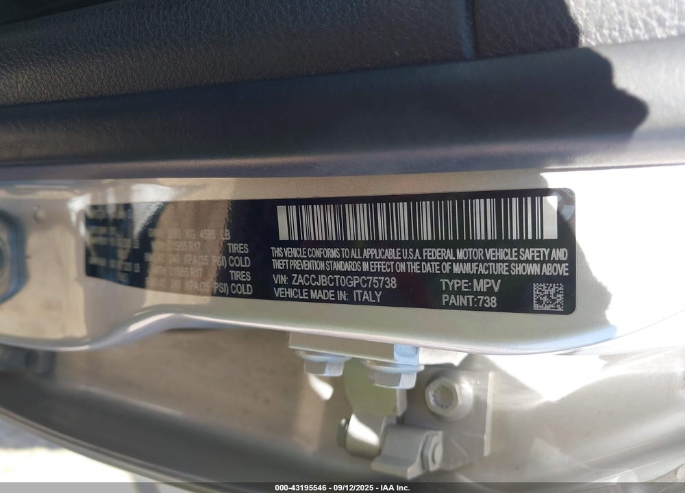 2016 JEEP RENEGADE VIN: ZACCJBCT0GPC75738