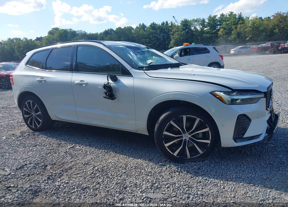 2025 VOLVO XC60 VIN: YV4M12RCXS1164020