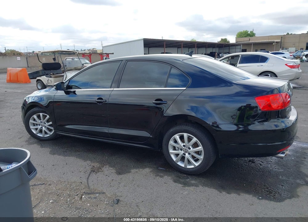 2014 VOLKSWAGEN JETTA VIN: 3VWD17AJ2EM327967